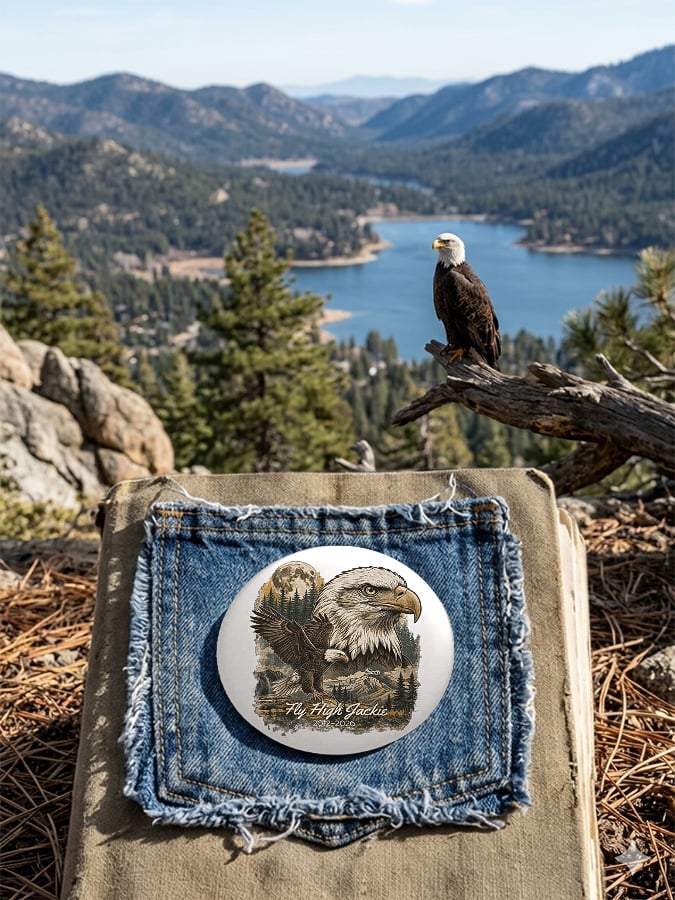 Unisex Retro Fly High Jackie 2012-2026 Pin-Back Button