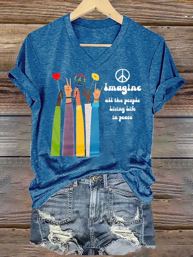 Women's Imagine add the peopic Living Life In peace Print T-Shirt