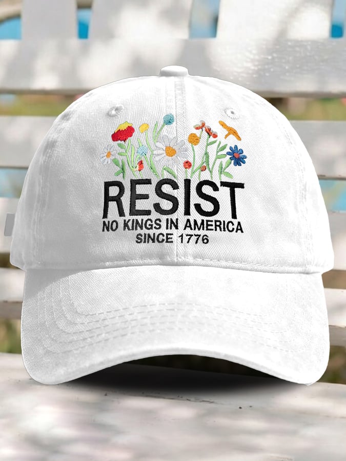 Retro Resist No Kings In America Since 1776 Print Baseball Cap