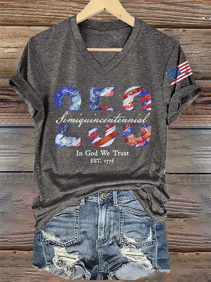 V-Neck Retro Semiquincentennial 250 In God We Trust Print T-Shirt