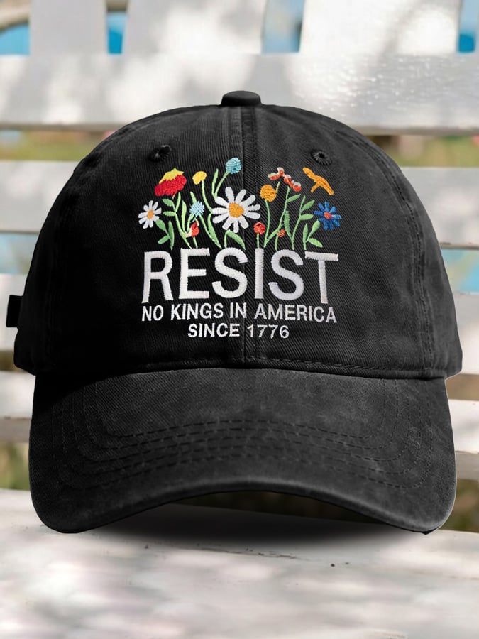 Retro Resist No Kings In America Since 1776 Print Baseball Cap